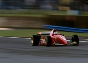 开云APP-赛道与球场，当F1新赛季揭幕战遇上广东队打穿猛龙