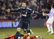 开云足球直播-逆转的弧线，桃田贤斗关键制胜，日本队翻盘中国队的背后