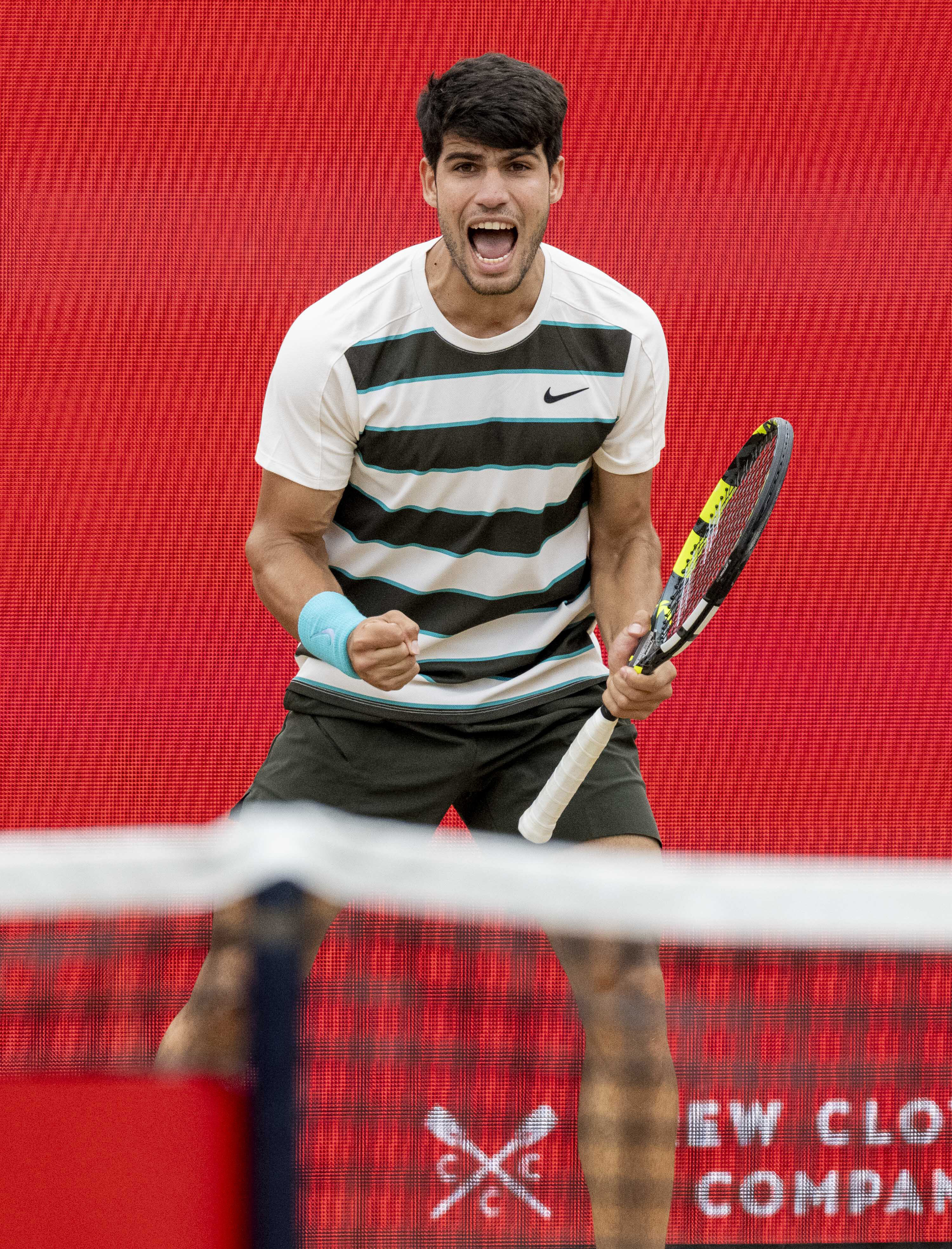 包含美国网球队完胜欧洲网球队,阿尔卡拉斯打破历史纪录的词条 包含美国网球队完胜欧洲网球队,阿尔卡拉斯打破历史纪录的词条