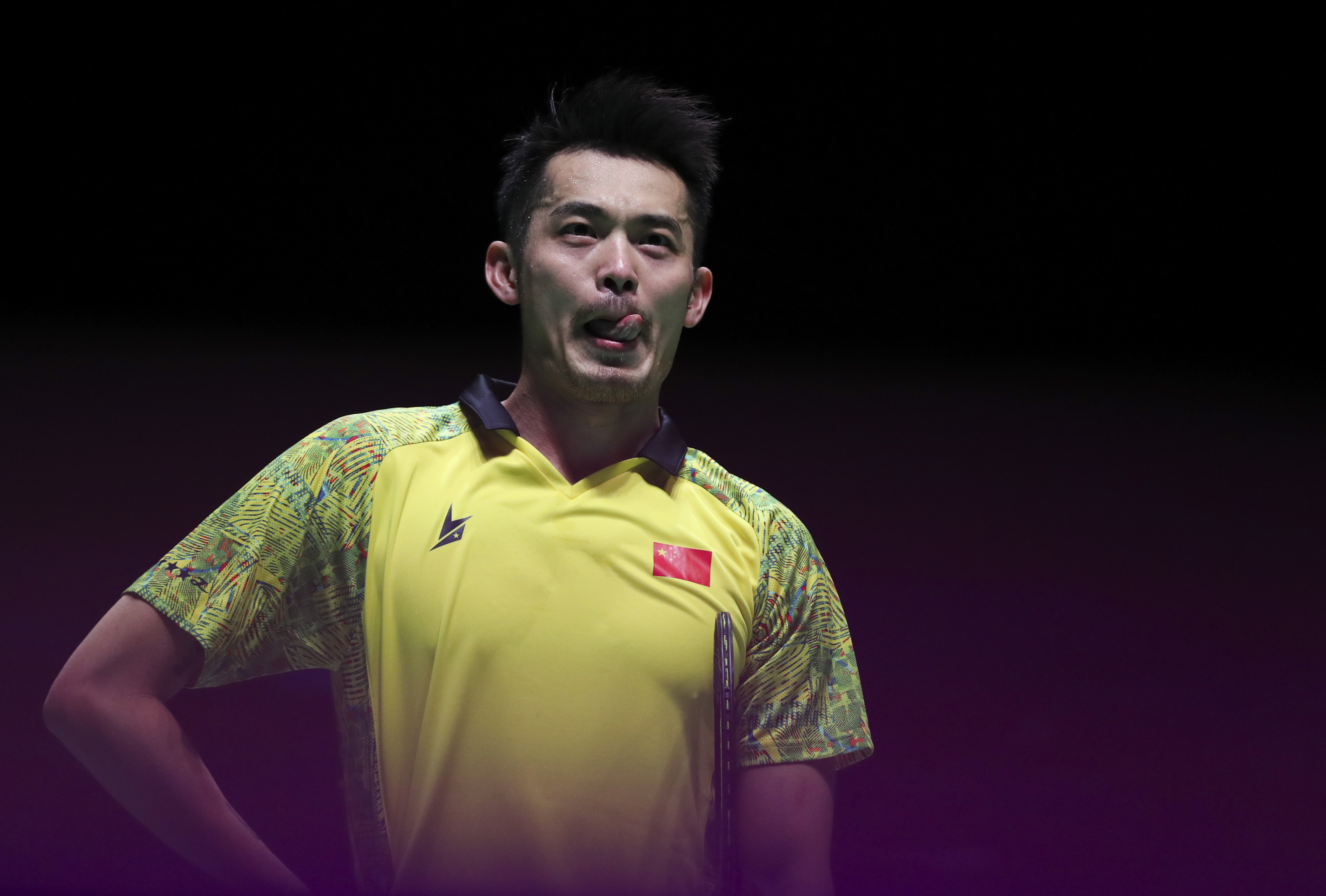 包含马来西亚羽毛球队血洗英格兰羽毛球队，林丹统治全场的词条