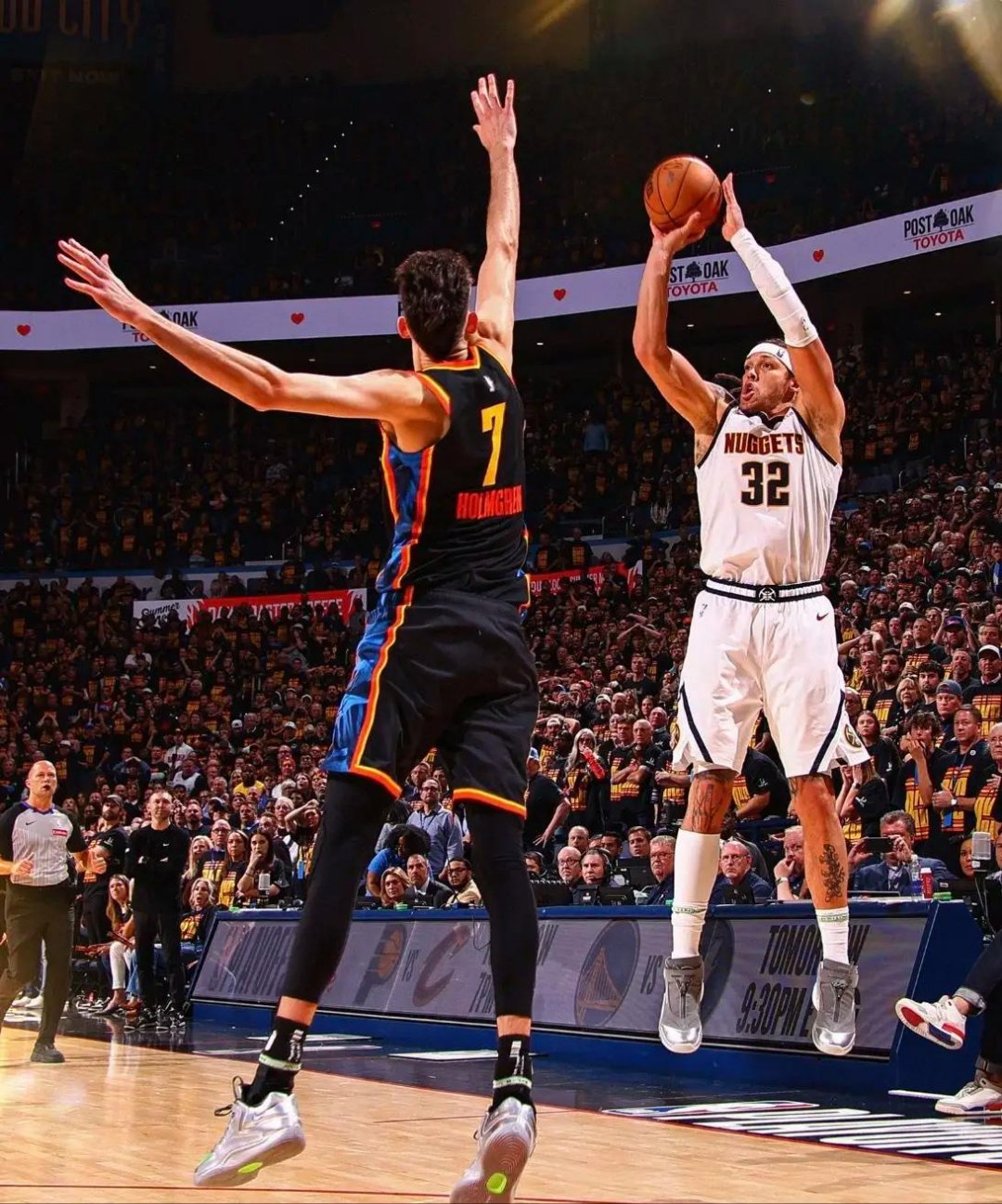 掘金绝地反击雷霆，拉文一己之力扛起全队的简单介绍