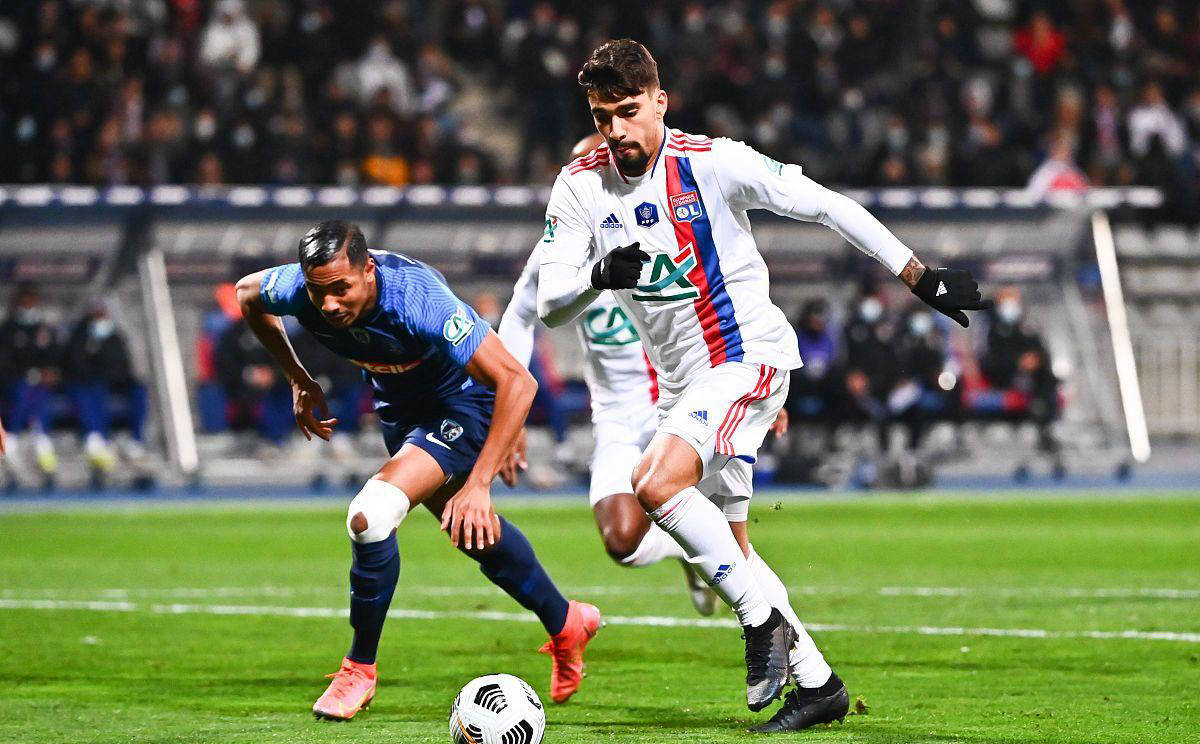 里昂主场战平了阿贾克斯,晋级欧冠八强的简单介绍 里昂主场战平了阿贾克斯,晋级欧冠八强的简单介绍