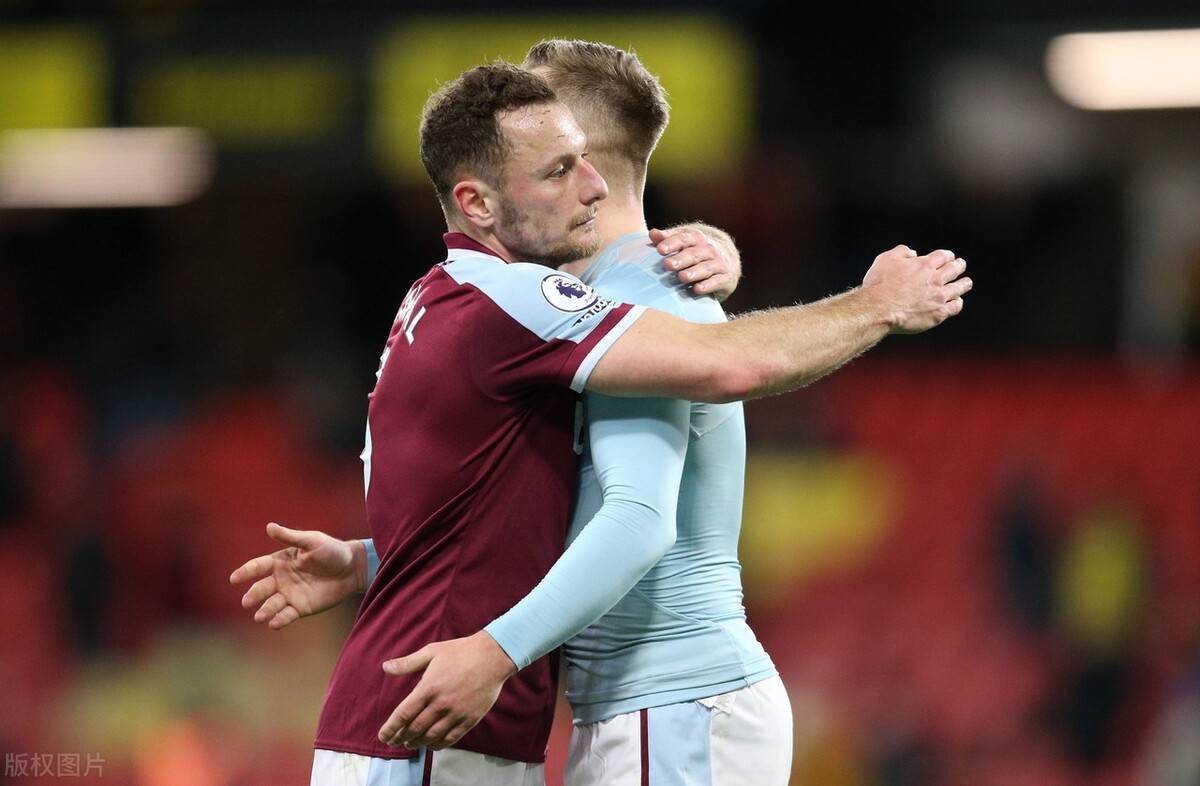 关于沃特福德连败逆袭！客场告捷，一路高歌的信息