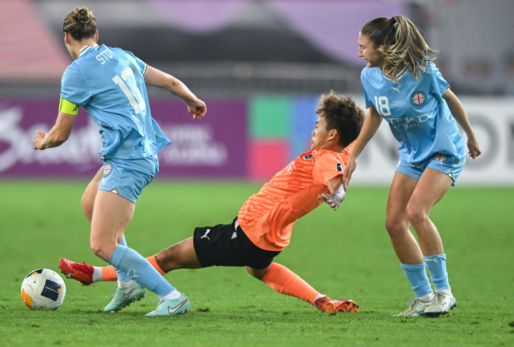 包含阿森纳女足打破格拉斯哥流浪者门，锋线绝杀惊险晋级的词条