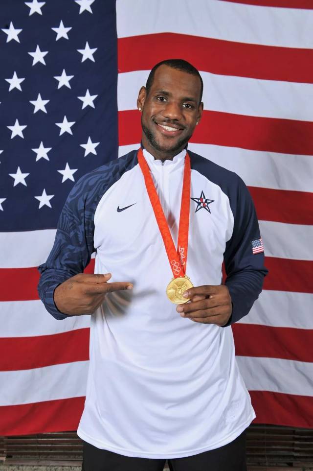 关于美国球队备战奥运会，期待捧回金牌的信息